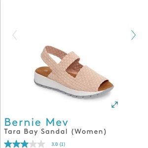 new size 8 women’s Bernie Mev sandals